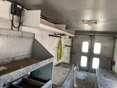 Used 2002 WORKHORSE P42 Box trucks Michigan US | Miedema Asset Management Group #1340420