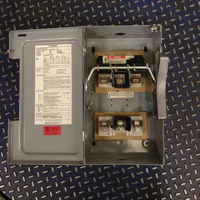 USED SIEMENS F352