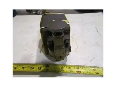 Sperry Vickers DGX 061BL 51 Reducing Valve 80-1000 psi