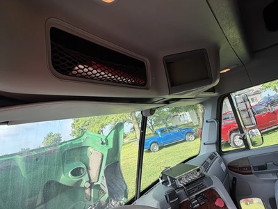 Used 2006 FREIGHTLINER COLUMBIA TANDEM AXLE SEMI TRUCK Conventional trucks Michigan US | Miedema Asset Management Group #1287701