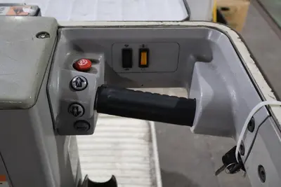 CROWN WAVE WAV50-118 LIFT | Levy Recovery Group (8)