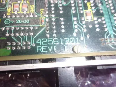 USED Universal Instruments 42004705-00