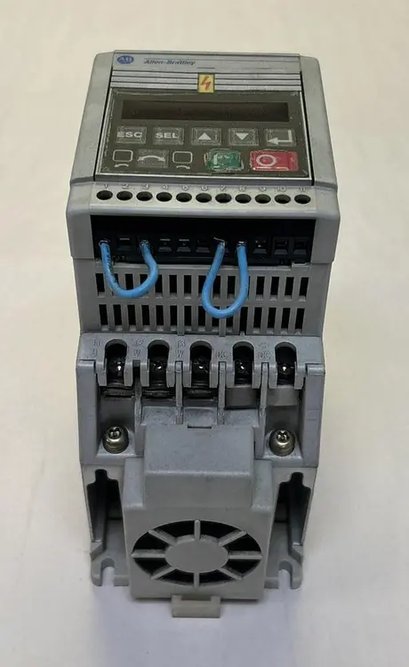 Used ALLEN-BRADLEY 160-BA03NPS1 Variable Speed Drives Ohio US | Surplus Asset Holdings #1240414