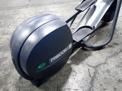 USED PRECOR EFX524