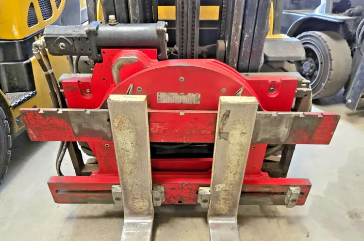 Used BOLZONI _UNKNOWN_ Forklift Attachments California US | Amiron Machinery #1132553
