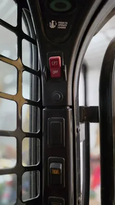 2022 BOBCAT T740 Skid Steer | Iron Listing (39)