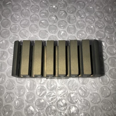 **New Fin Holders 2B2C10 QTY Of 11-FD5960-711 QTY Of 6 Fast Shipping &Warranty#