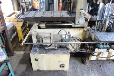 2013 BEHRINGER HBP430A Bandsaw | Levy Recovery Group (4)