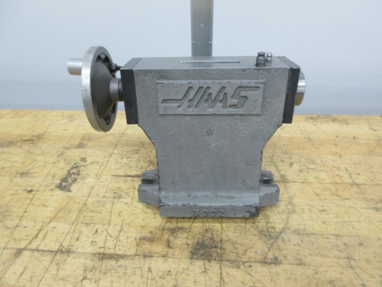 Used 2009 USED HAAS PARTS AND TOOLING HTS6 MANUAL TAILSTOCK 6" CENTER HEIGHT Tailstocks Minnesota US | Machinesused.com #1264502
