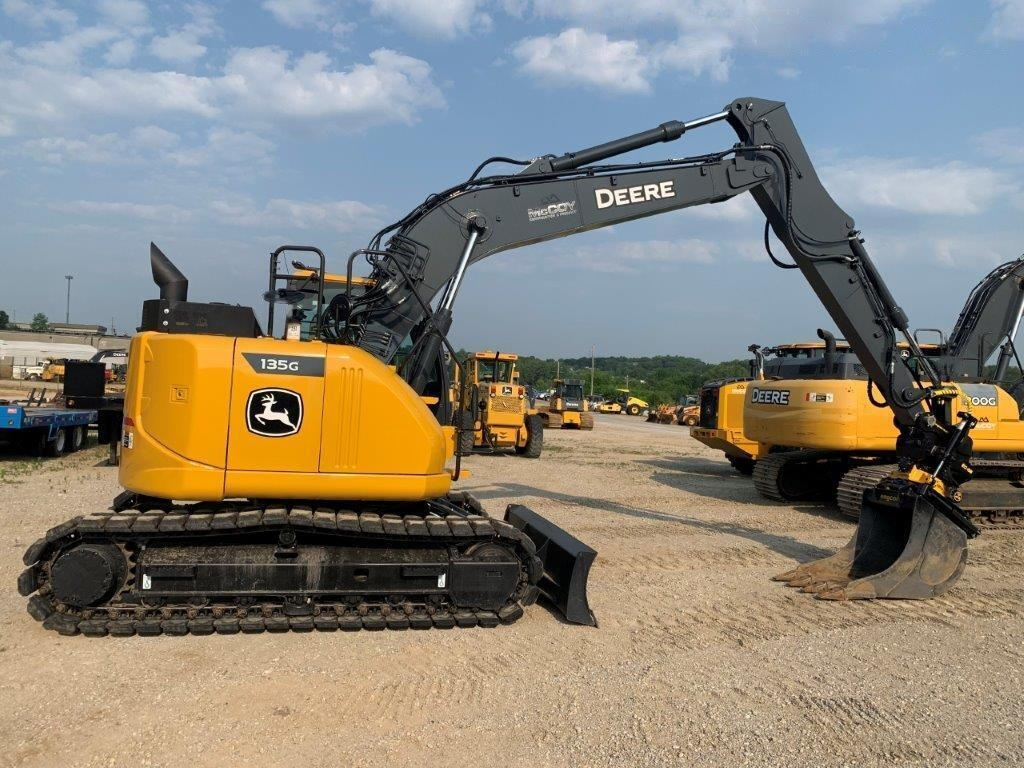 USED 2021 Deere 135G