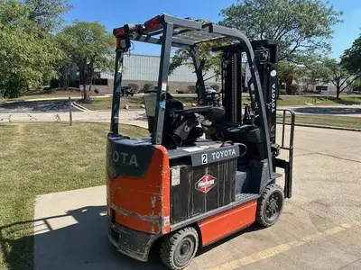 Used TOYOTA 8FBCU30 Misc Forklifts Illinois US | Somerset Equipment Sales #1542942