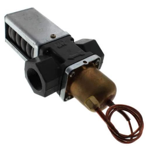 Johnson Controls V46AE-1C 1-1/4" Pressure Actuated Water-Regulating Valve [New]