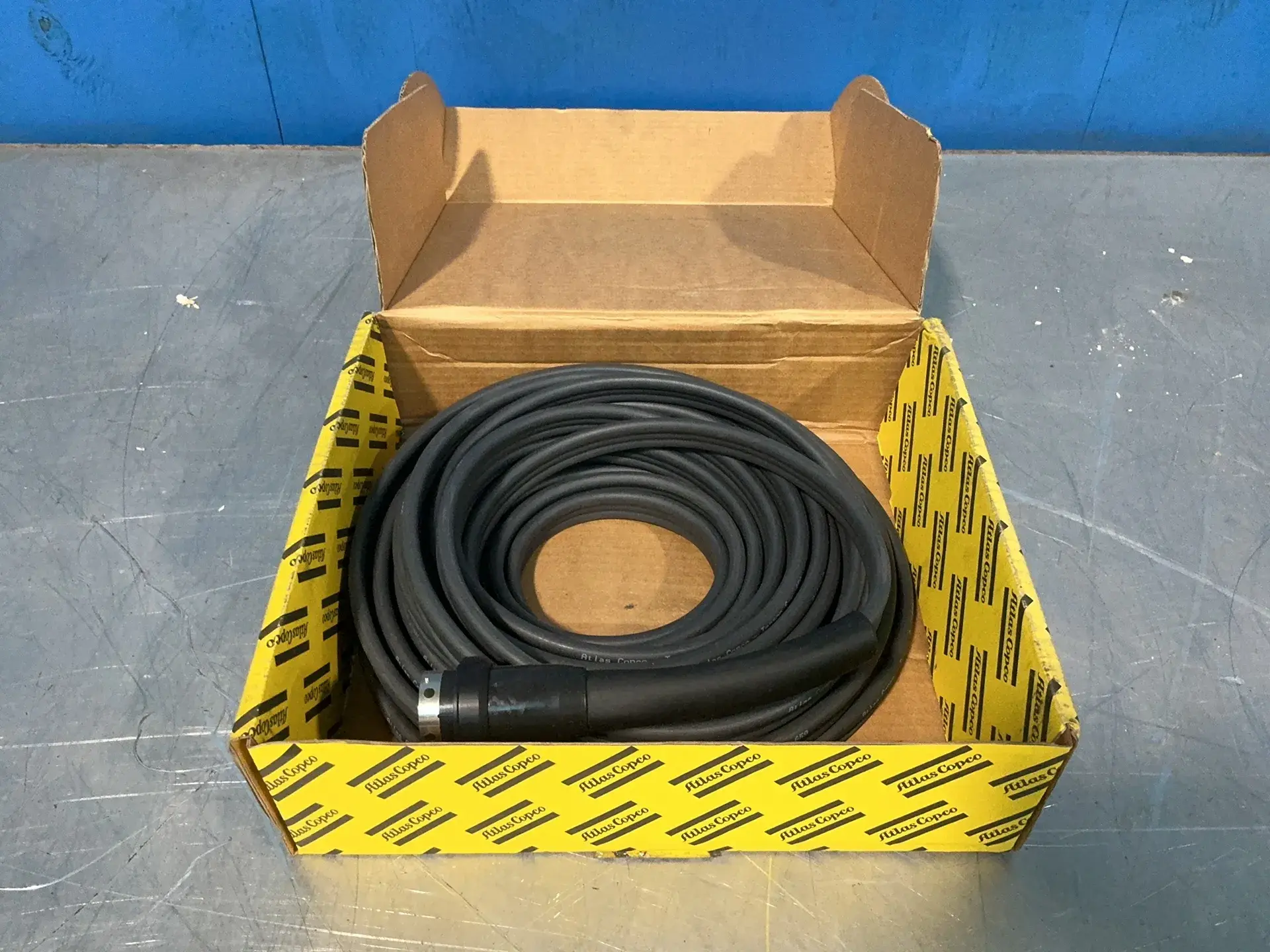 Used ATLAS COPCO 4220 1007 15 Cable & Wire Ohio US | HGR 24 #1301567