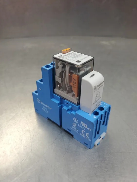 Used Finder _UNKNOWN_ Relays & Switches | Palmetto Automation #1157094