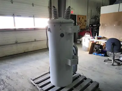 112.5 kVA Three Phase Distribution Transformer Pri 4160V, Sec 600Y/347V