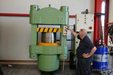 Used MAKEY BOWLEY EUROPRESS 1000 Hydraulic Presses NL | Mach 4 Metal #1420541