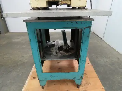 Haumiller Engineering 24" Stainless Vibratory Bowl Parts Feeder On A Stand 110v