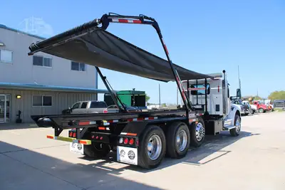 New | in-Stock 2027 PETERBILT 548 Rolloff Trucks Texas US | Roll Off Truck World #1492012