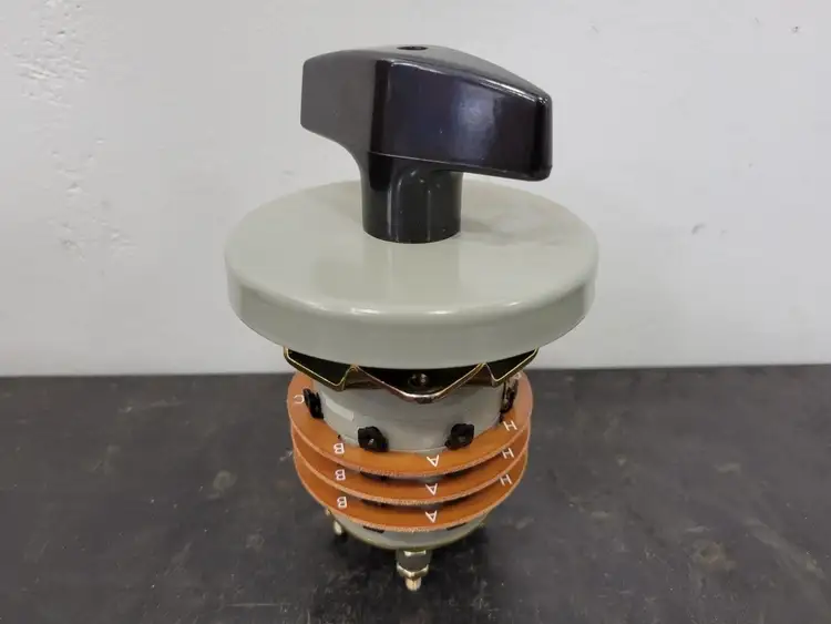 New | in-Stock ELECTROSWITCH 23304G Switchgears British Columbia CA | Lenmark #243339