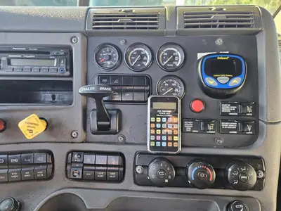USED 2012 FREIGHTLINER CASCADIA 125