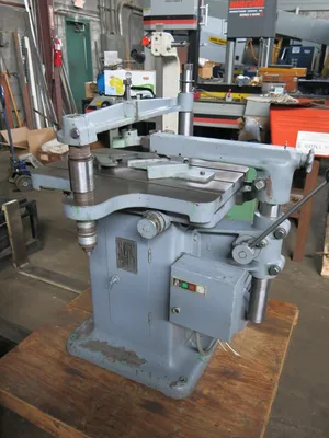 1 1/2″ Davis No. 5 Keyseater w/ Tooling