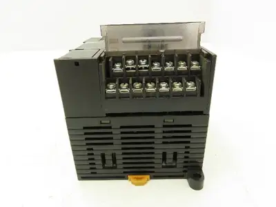 Omron CP1L-L20DR-A Sysmac CP1L Programmable Controller PLC 8 Out 12 In