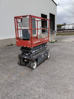 Used 2016 Skyjack SJ3219 Scissor Lifters Texas US | Stack Equipment #1271309