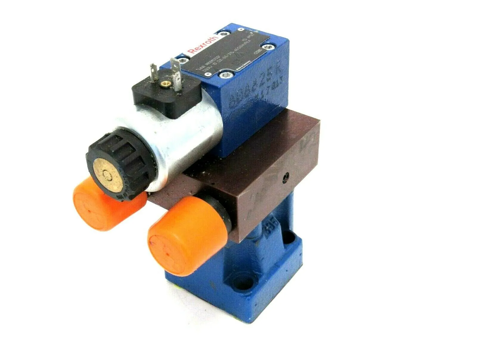 NEW REXROTH R900957537 VALVE DB3U10D2-53/315-6EG24N9K4