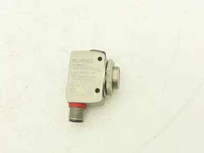 Keyence LR-ZB90CB Self-Contained CMOS Photoelectric Laser Proximity Sensor