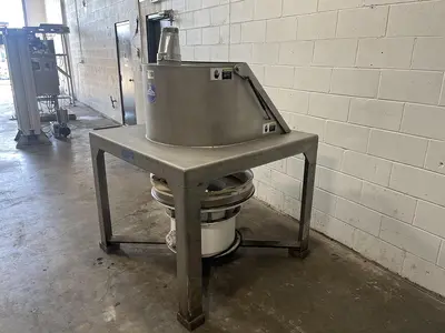 USED SWECO 30 INCH