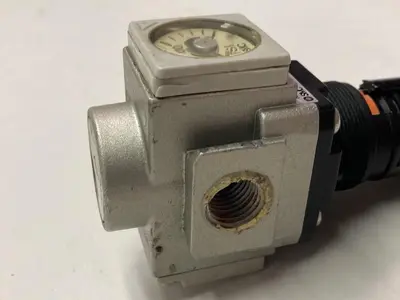 Used SMC AR20-N02EH-Z Air Pressure Regulators Ohio US | Surplus Asset Holdings #1763202