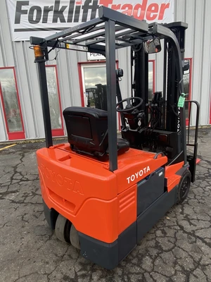 USED 2011 TOYOTA 7FBEU15