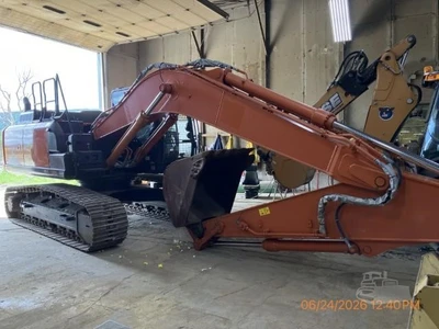 Used 2021 HITACHI ZX200-6 Crawler Excavators New York US | Beck Equipment #1509298