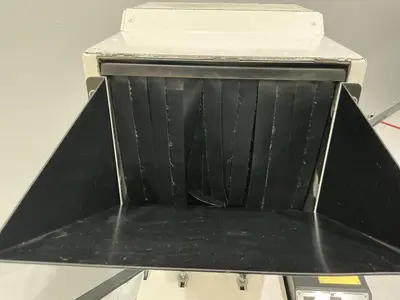 USED MILACRON MG-814