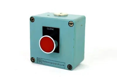 Telemecanique Blue Pushbutton Enclosure w/ Red Pushbutton