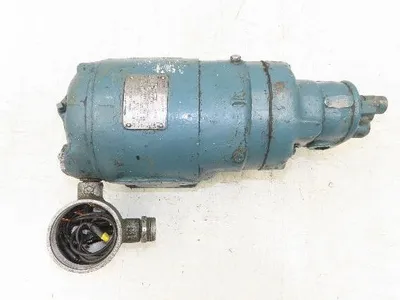 Brown & Sharpe Model 111 Hydraulic Gear Pump 3GPM 600 RPM 1/2"npt 230/460V Motor
