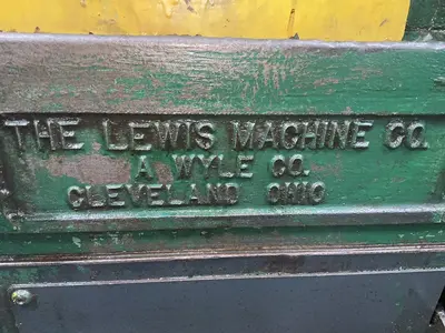 Used THE LEWIS MACHINE CO. 2CG Wire Straighteners & Cut-Offs Ohio US | HGR 24 #1415136