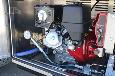 New | in-Stock 2027 MACK MD7 Septic/Sewer/Vacuum Trucks Texas US | Roll Off Truck World #1491896
