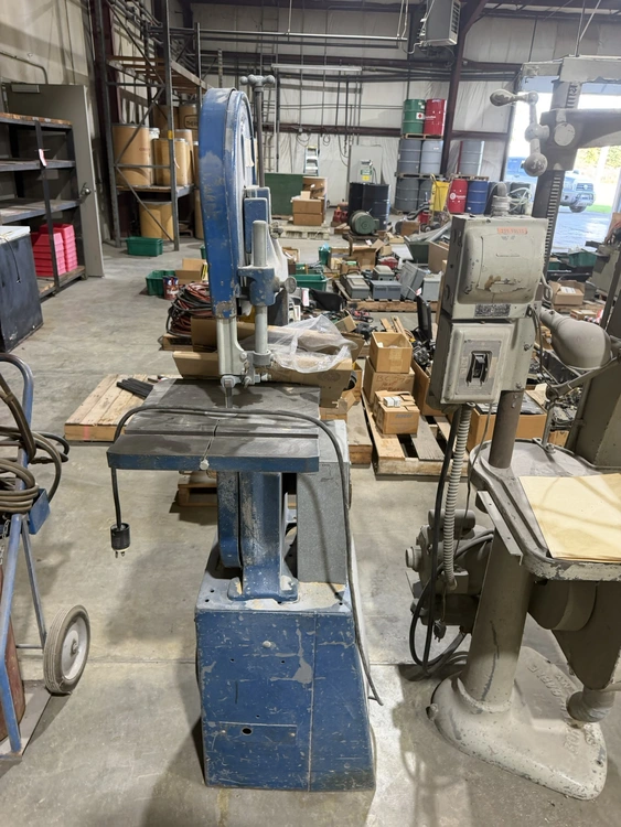Used _UNKNOWN_ _UNKNOWN_ Woodworking Vertical Band Saws Indiana US | Miedema Asset Management Group #1575454