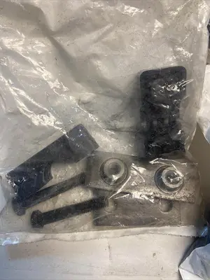 Used BEHRINGER H41050-PP-SCP-SWP Clamps Ohio US | Surplus Asset Holdings #1225986