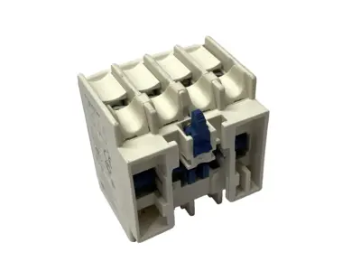 Used Schneider Electric TeSys Deca Auxiliary Contact Block 2 NO + 2NC 690V 10A Contact Blocks Michigan US | Maverick Industrial Sales #1401807