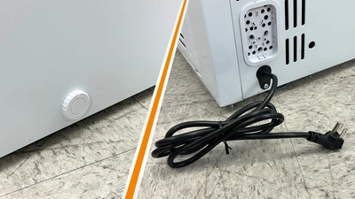 171-0356 33" Solid Top Self Contained Chest Freezer
