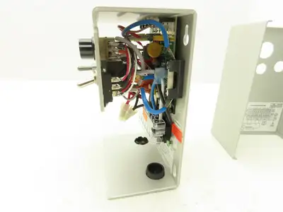 Baldor ABB BC140-FBR DC Motor Speed Control Drive 115/230V Input  8 ADC Output