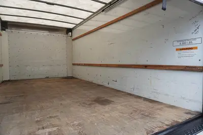Used 2017 GMC SAVANA G3500 Box trucks Florida US | Truck and Van Outlet #1541709