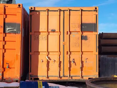 40 ft Insulated Shipping Container on Skid w/ Shelving & Electrical - EU4098815