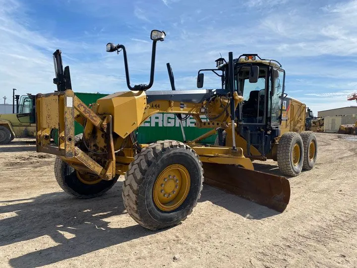 2011 Caterpillar 140M2