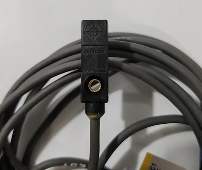 NEW Omron TL-W1R5MC1