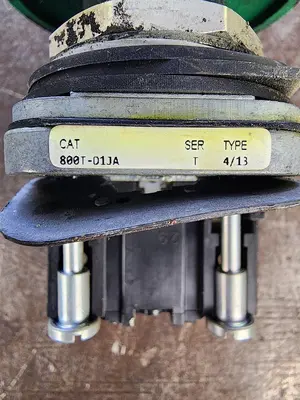 USED ALLEN-BRADLEY 800T-D1JA