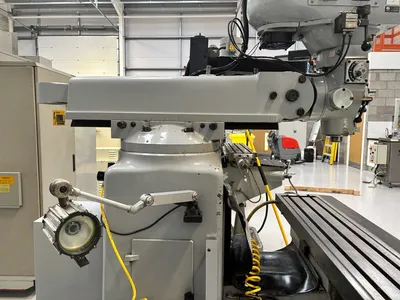 2017 XYZ SMX2000 Vertical Mills | Charter Auctions (6)