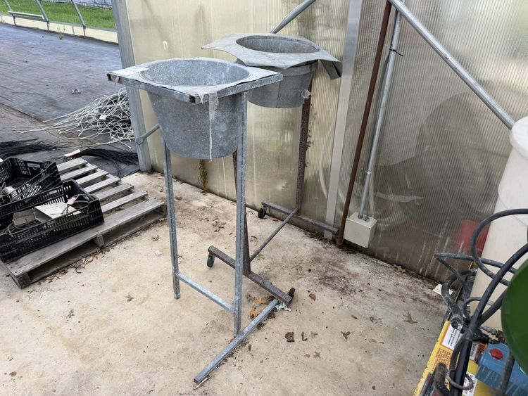 Used _UNKNOWN_ _UNKNOWN_ Funnels Michigan US | Miedema Asset Management Group #1396096